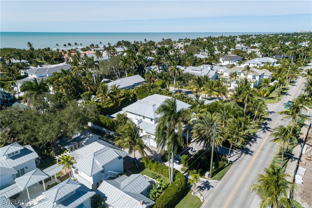 6 Bed Pool Home for Sale in Olde Naples, photo 41