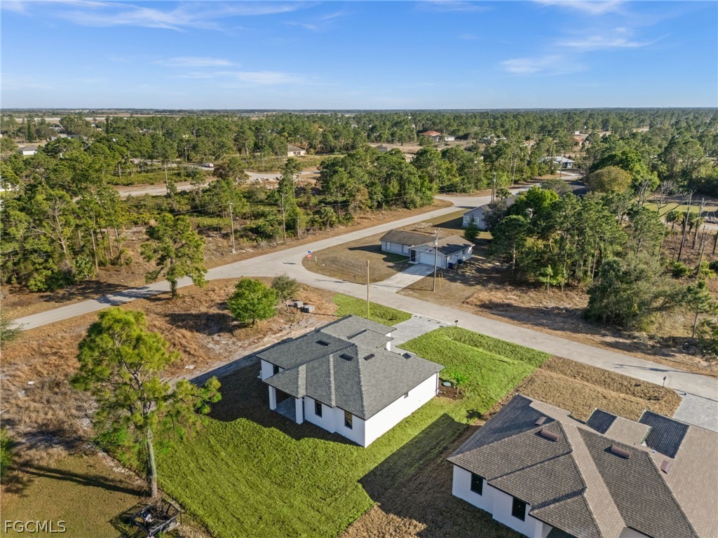 3 Bed SingleFamilyResidence for Sale in Lehigh Acres, photo 41