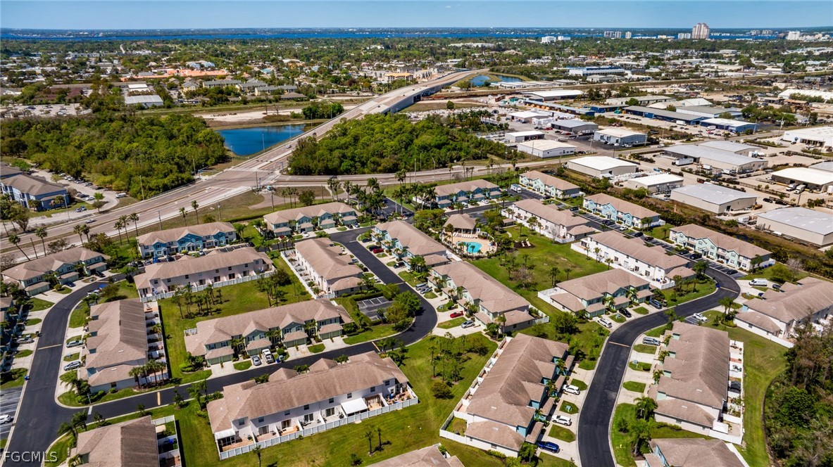2 Bed Townhouse for Sale in Fort Myers, photo 41