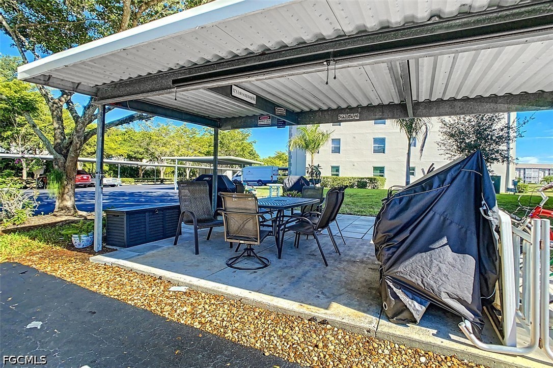 2 Bed Condominium for Sale in Fort Myers, photo 41