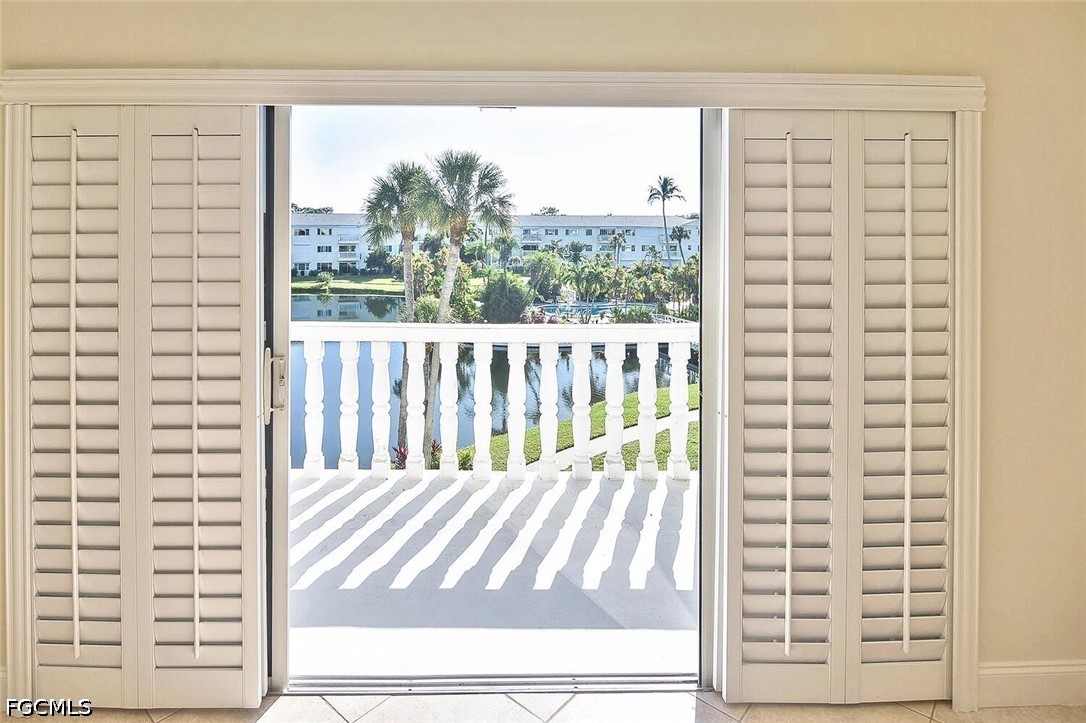 2 Bed Waterfront Home for Sale in Fort Myers, photo 41