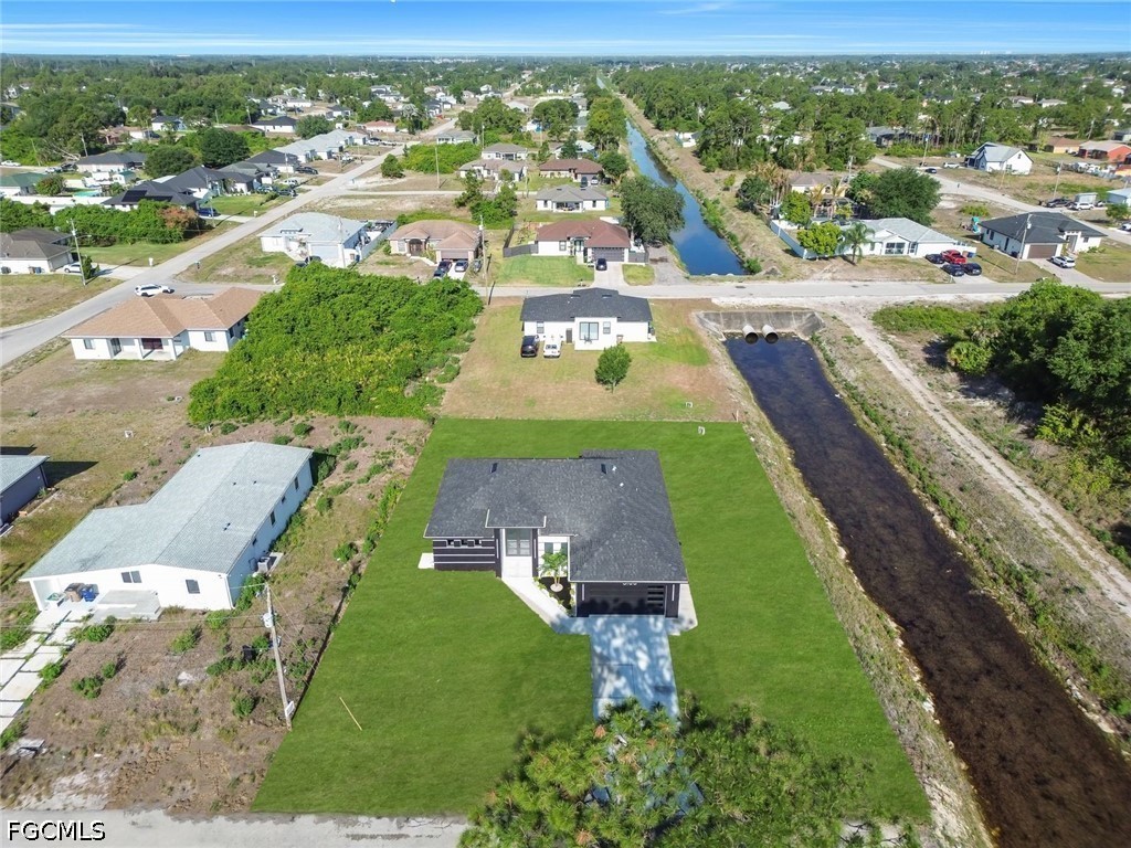 3 Bed SingleFamilyResidence for Sale in Lehigh Acres, photo 41