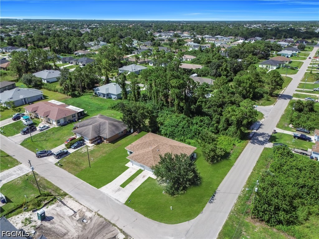 6 Bed Duplex for Sale in Lehigh Acres, photo 41