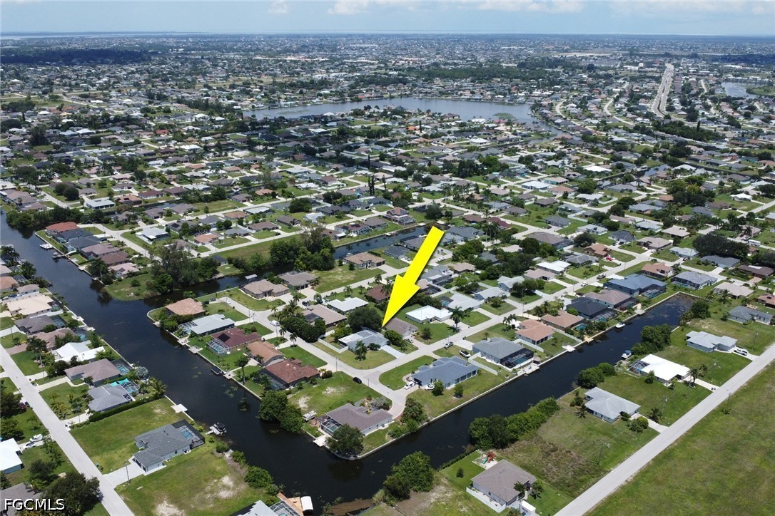 3 Bed SingleFamilyResidence for Sale in Cape Coral, photo 41