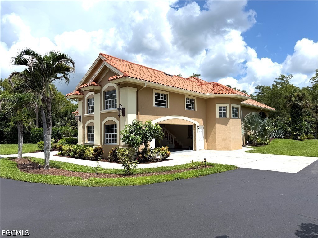 5 Bed SingleFamilyResidence for Sale in Naples, FL — photo 41