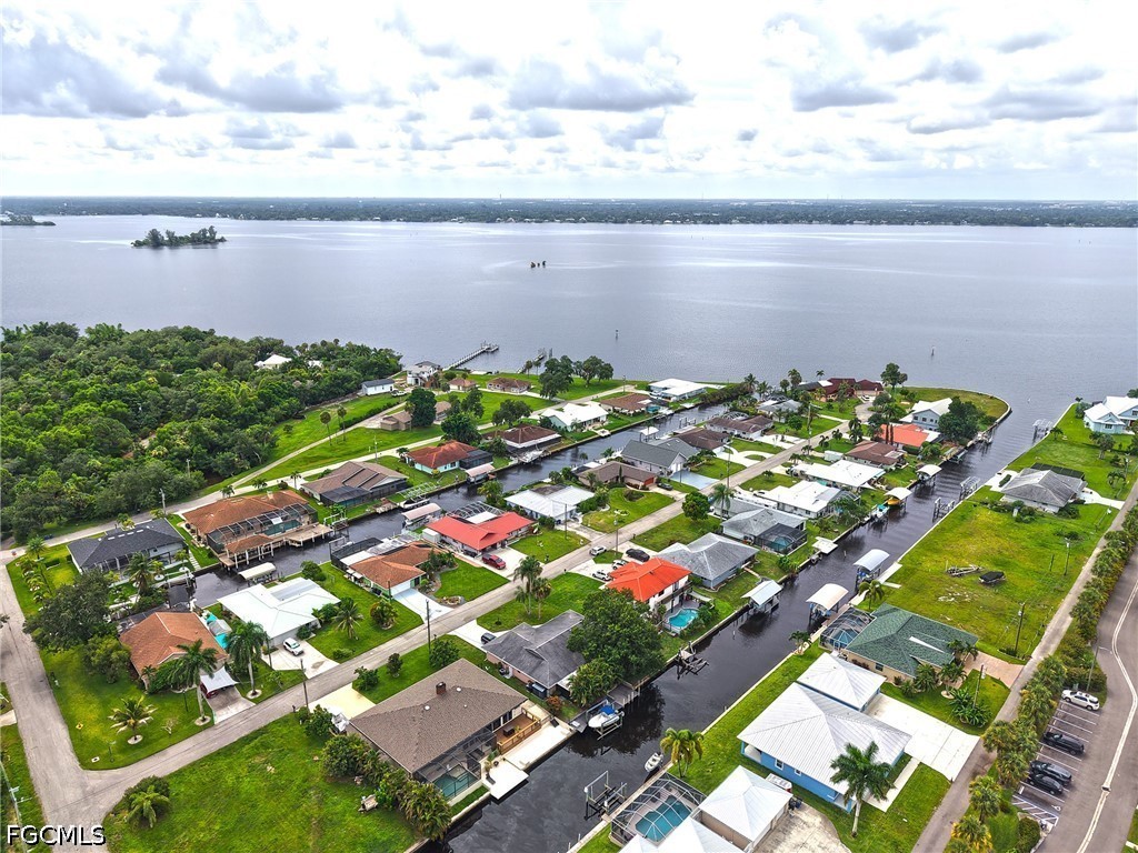 3 Bed Waterfront Home for Sale in Not Applicable, FL — photo 41