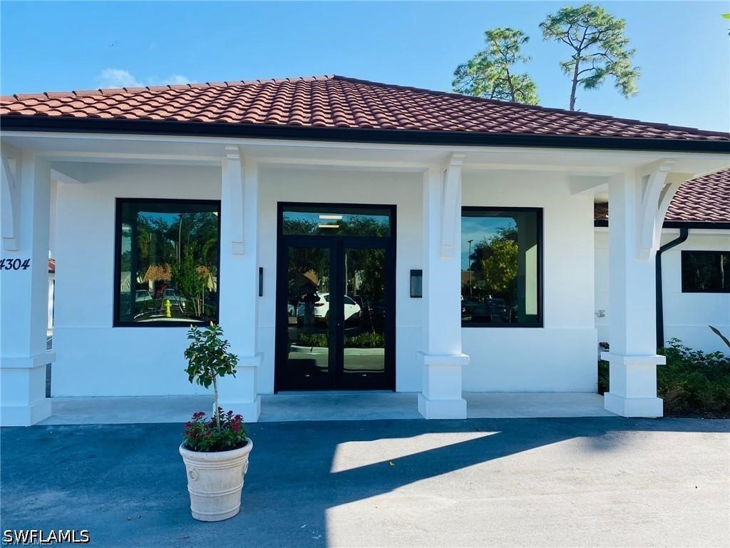 3 Bed SingleFamilyResidence for Sale in Naples, FL, $479,000 — photo 41