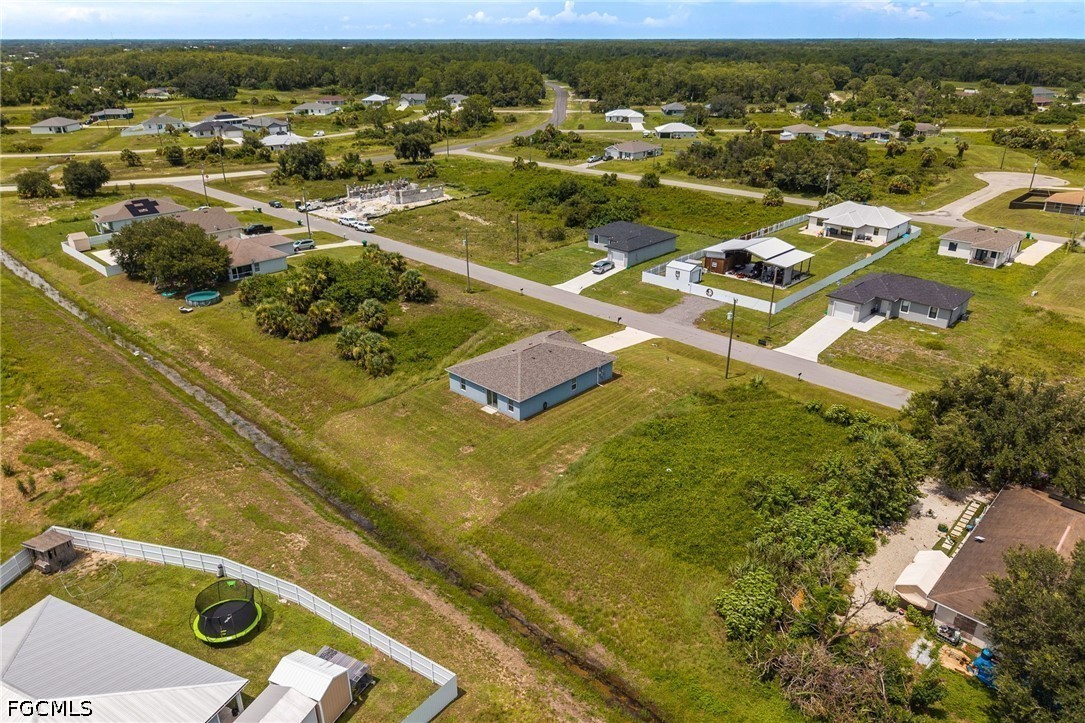4 Bed SingleFamilyResidence for Sale in Port Labelle, FL — photo 41