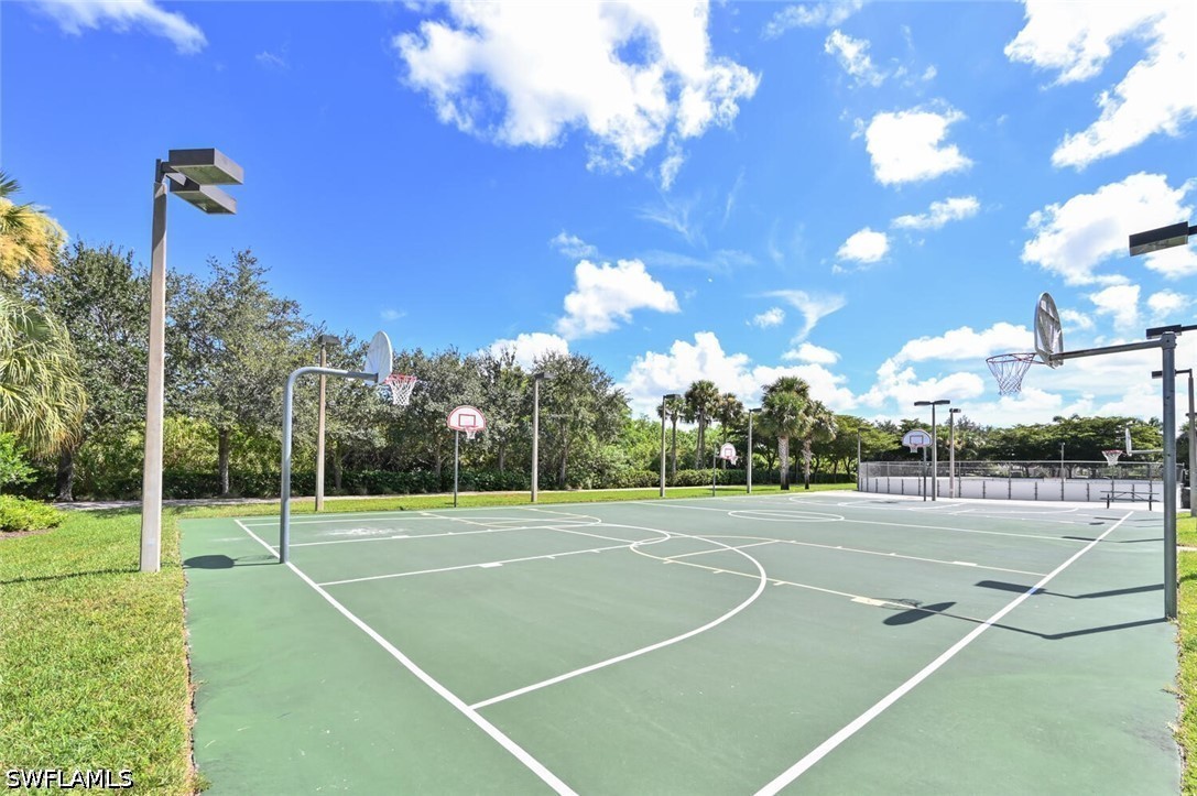 5 Bed Pool Home for Sale in Bella Terra, FL, $4,750 — photo 41