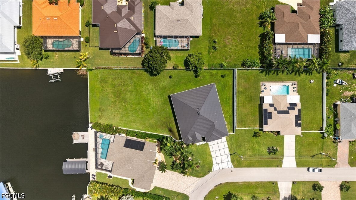4 Bed Waterfront Home for Sale in Cape Coral, photo 41