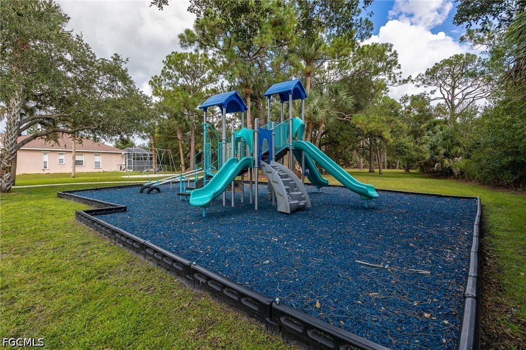 3 Bed Pool Home for Sale in Varsity Lakes, photo 41