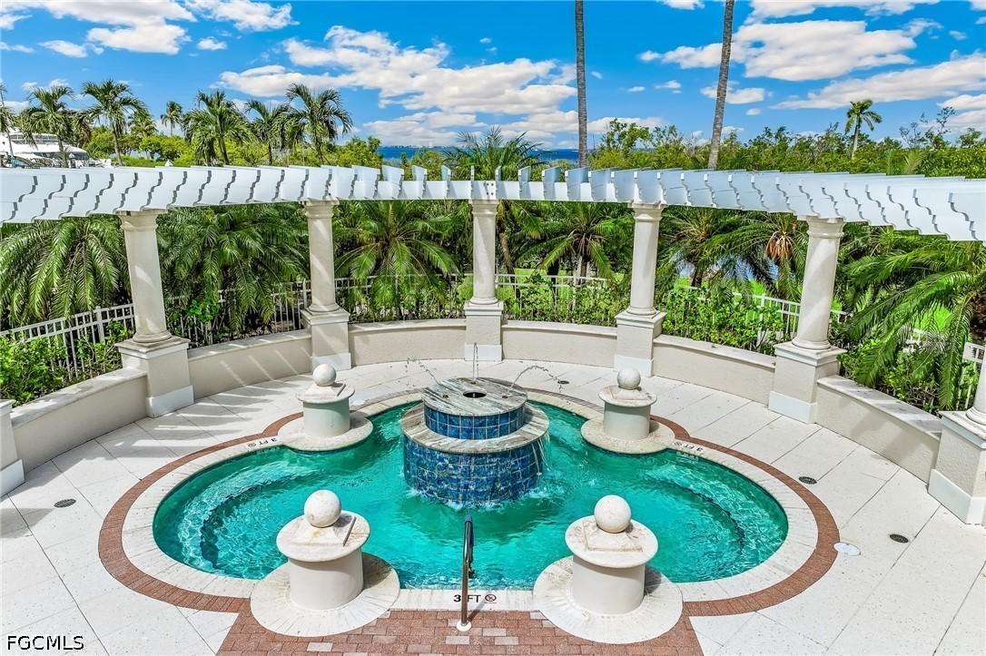 4 Bed Waterfront Home for Sale in Fort Myers, photo 41