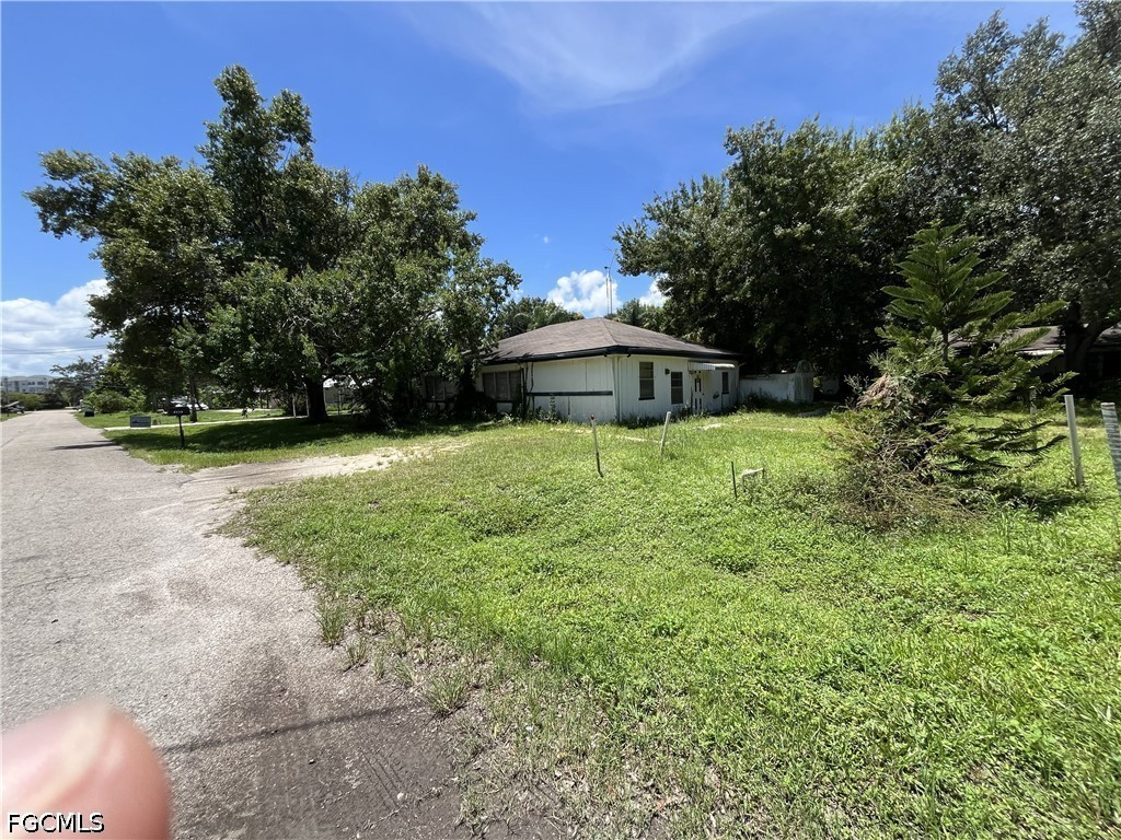 5 Bed Quadruplex for Sale in North Fort Myers, photo 41