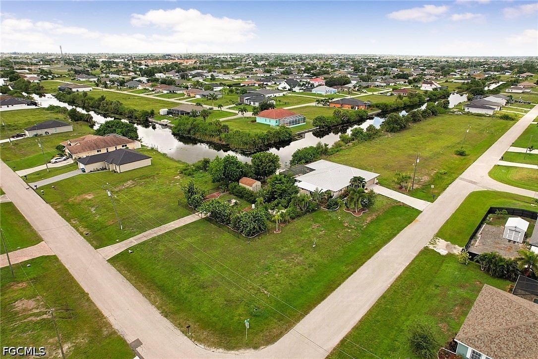 3 Bed Pool Home for Sale in Cape Coral, photo 41