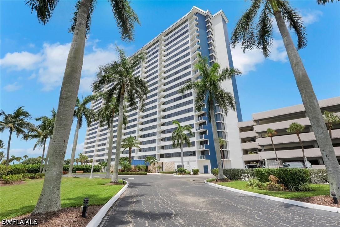 2 Bed Pool Home for Sale in Marco Island, photo 41