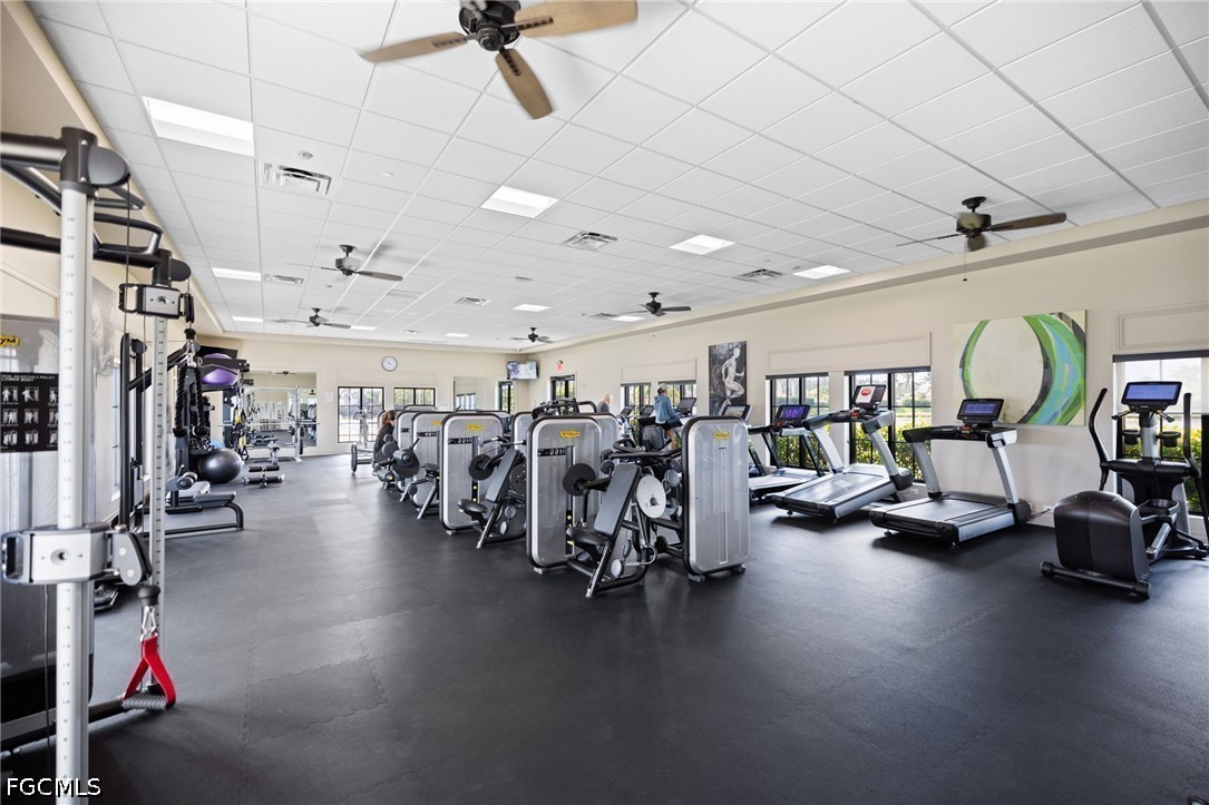 4 Bed SingleFamilyResidence for Sale in Fort Myers, photo 41