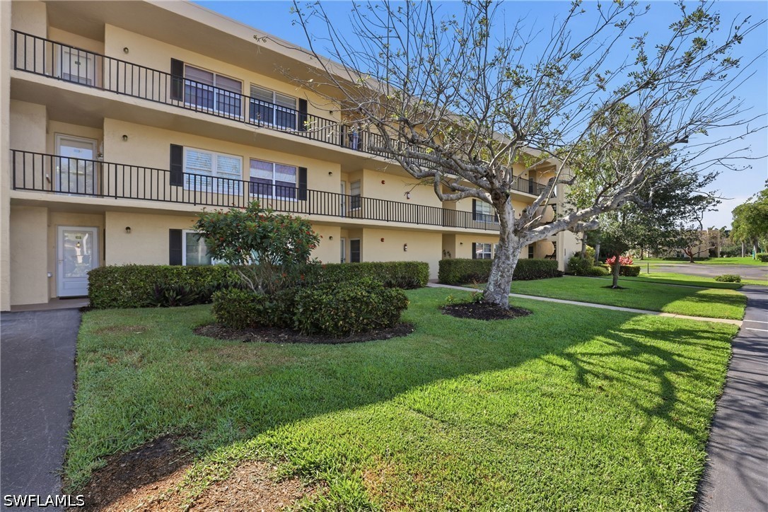 2 Bed Condominium for Sale in Forest Lakes, photo 41
