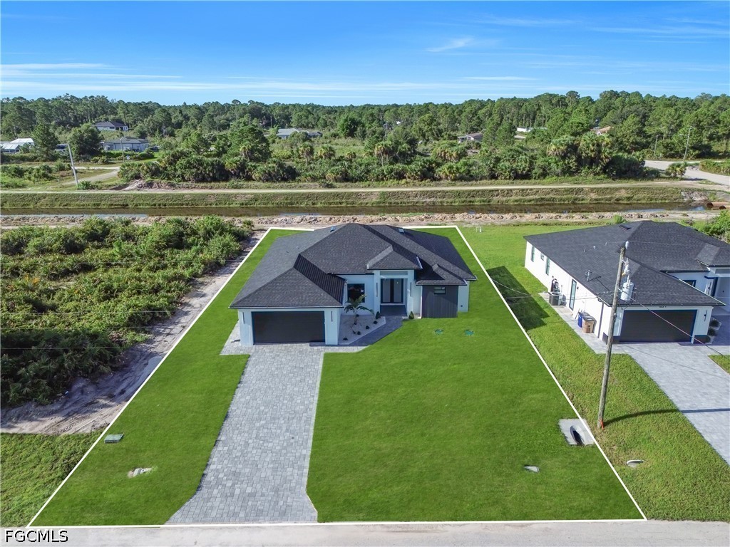 3 Bed Waterfront Home for Sale in Lehigh Acres, photo 41