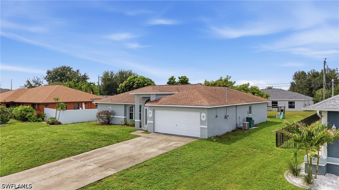 3 Bed SingleFamilyResidence for Sale in Cape Coral, photo 41