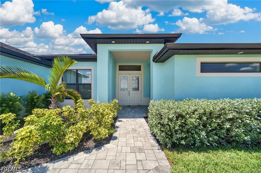 3 Bed Pool Home for Sale in Cape Coral, photo 41