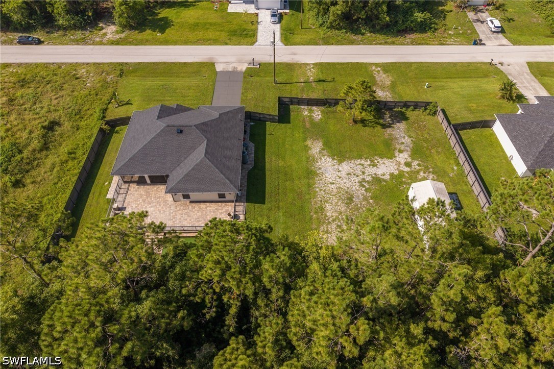 3 Bed SingleFamilyResidence for Sale in Mirror Lakes, photo 41