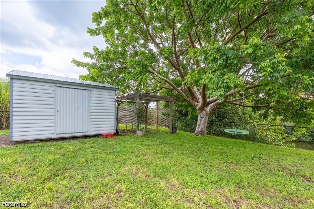 2 Bed Waterfront Home for Sale in Port Charlotte, photo 41