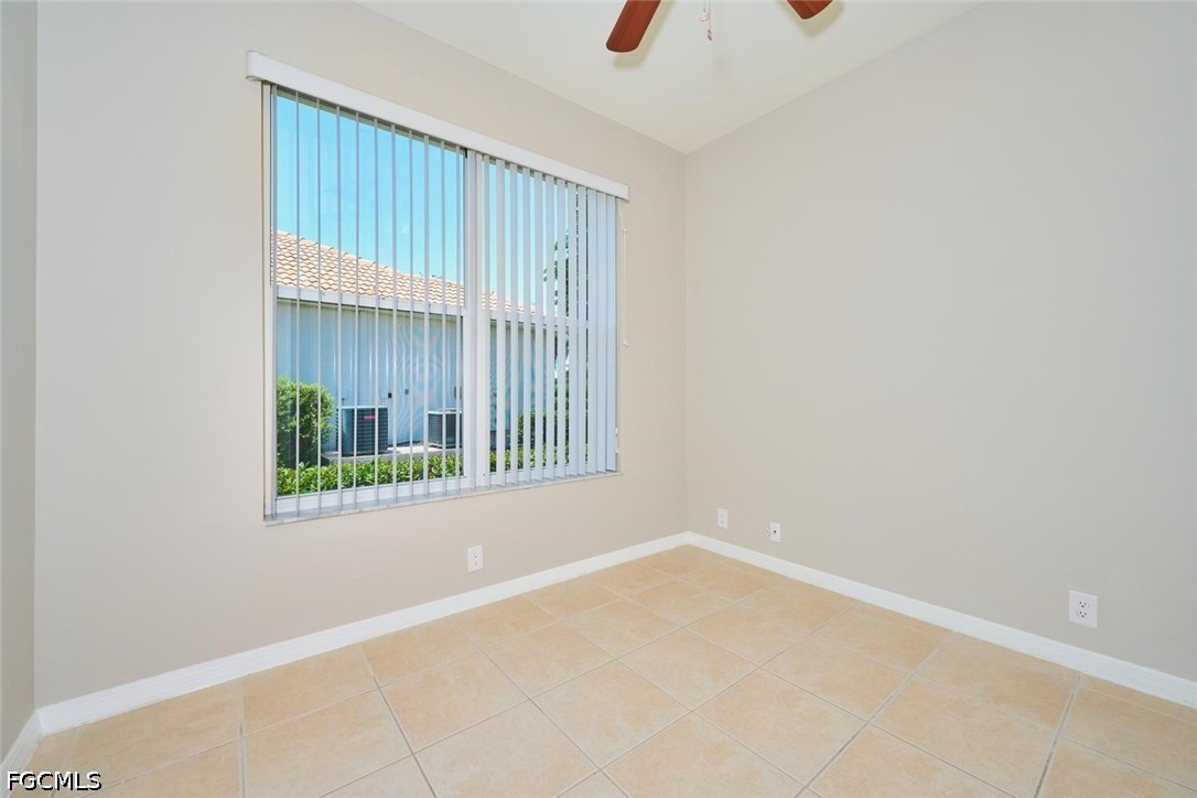 2 Bed Waterfront Home for Sale in Fort Myers, photo 41