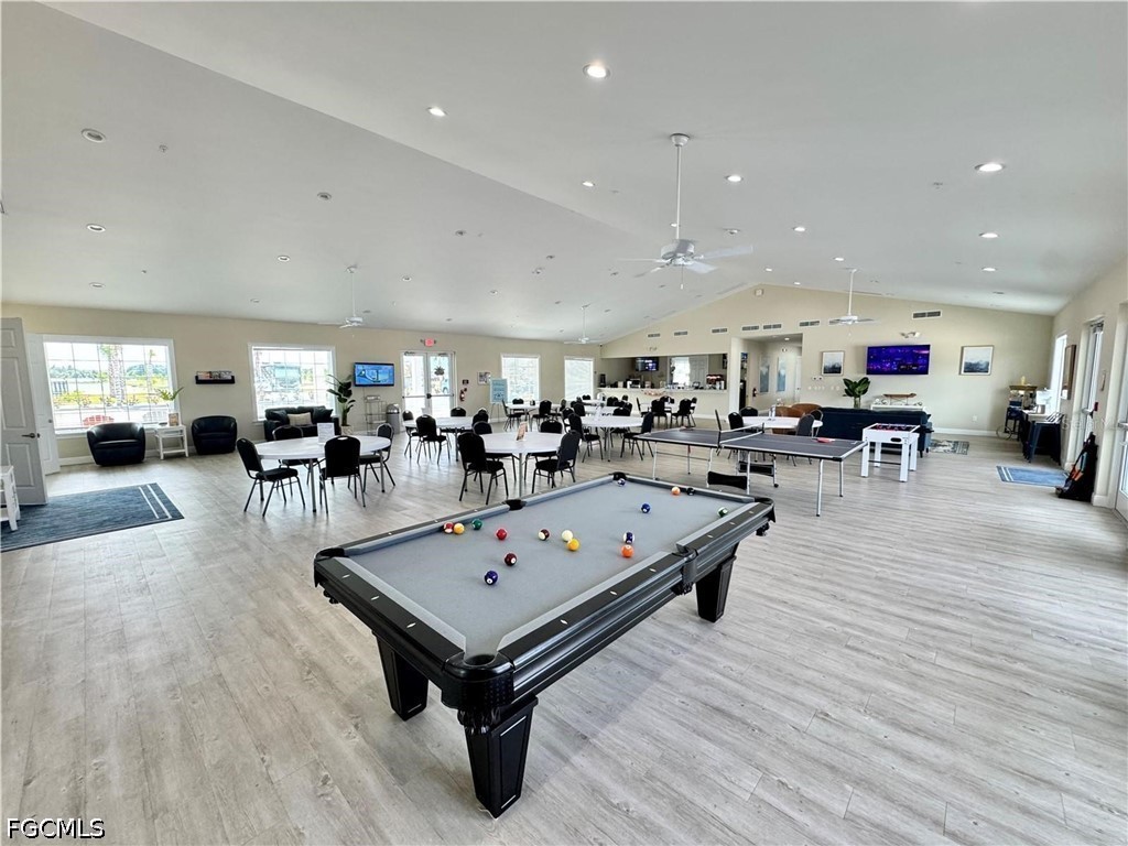 Residential for Sale in Palm Breeze, photo 41