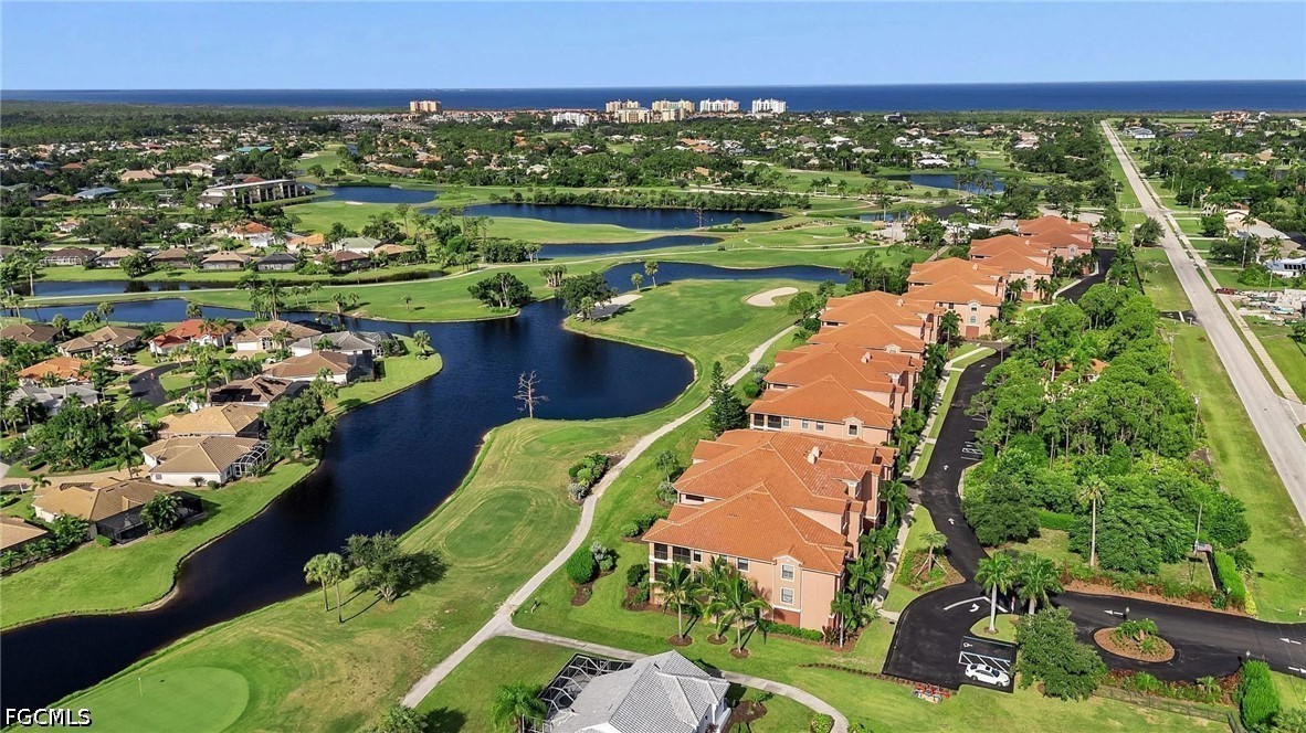3 Bed Pool Home for Sale in Esplanade, photo 41