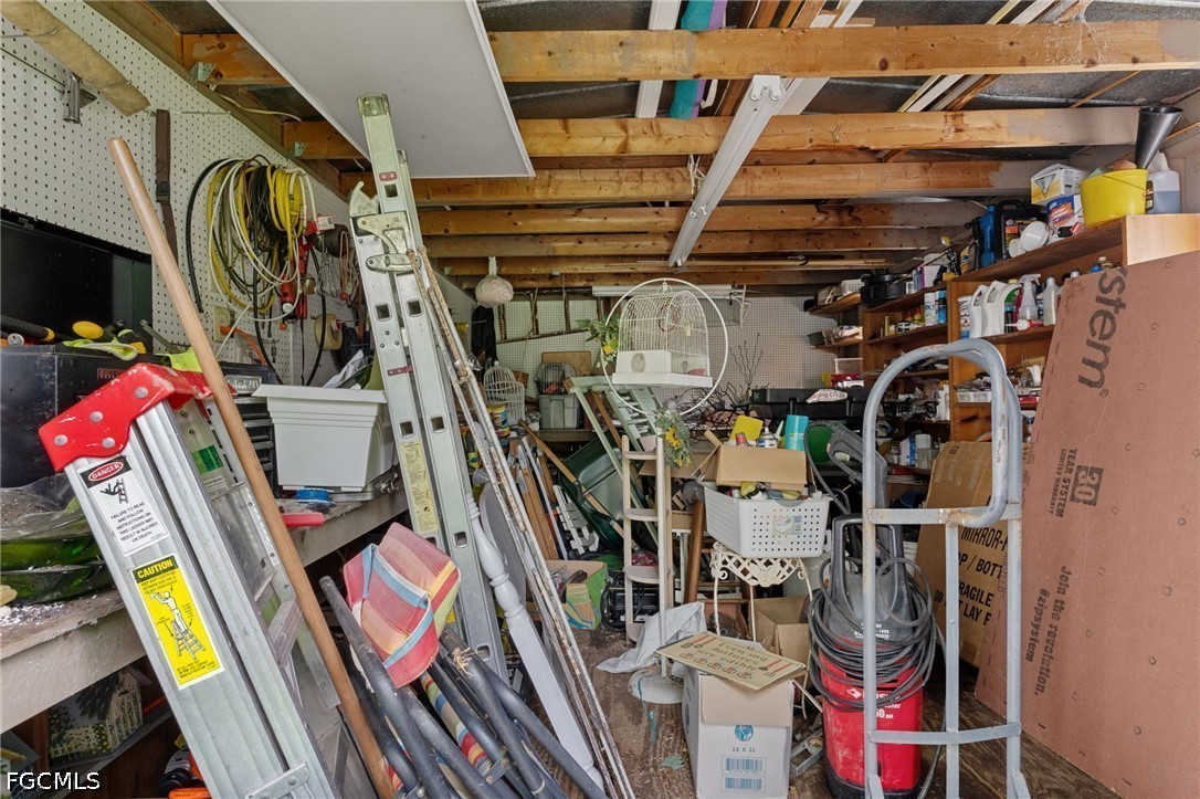 3 Bed SingleFamilyResidence for Sale in Acreage, photo 41