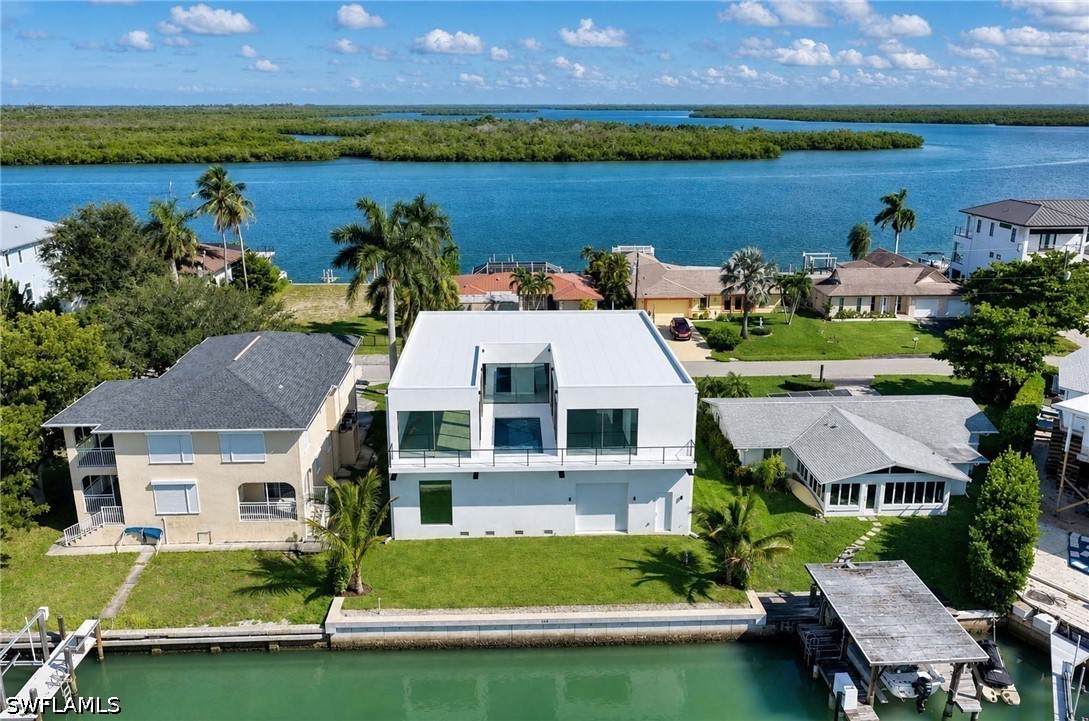 3 Bed Pool Home for Sale in Isles Of Capri, photo 41