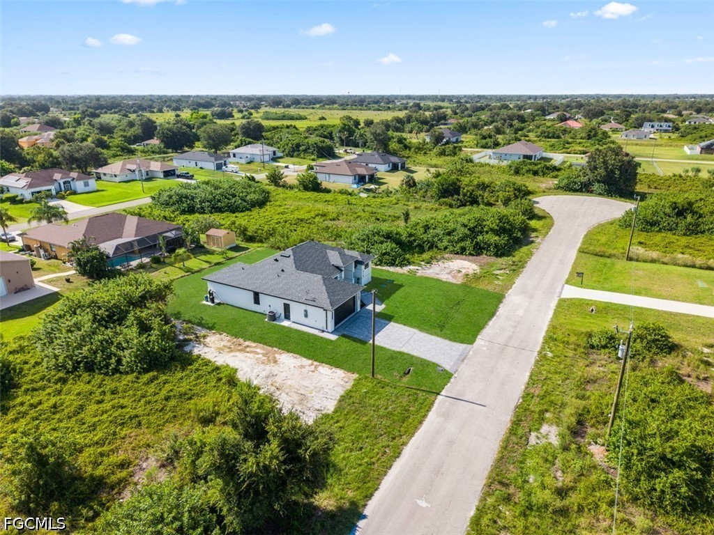 3 Bed SingleFamilyResidence for Sale in Lehigh Acres, photo 41