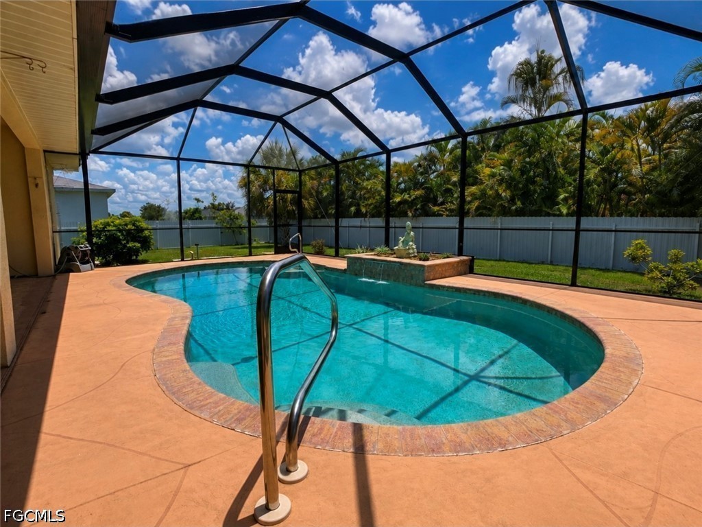 3 Bed Pool Home for Sale in Cape Coral, photo 41