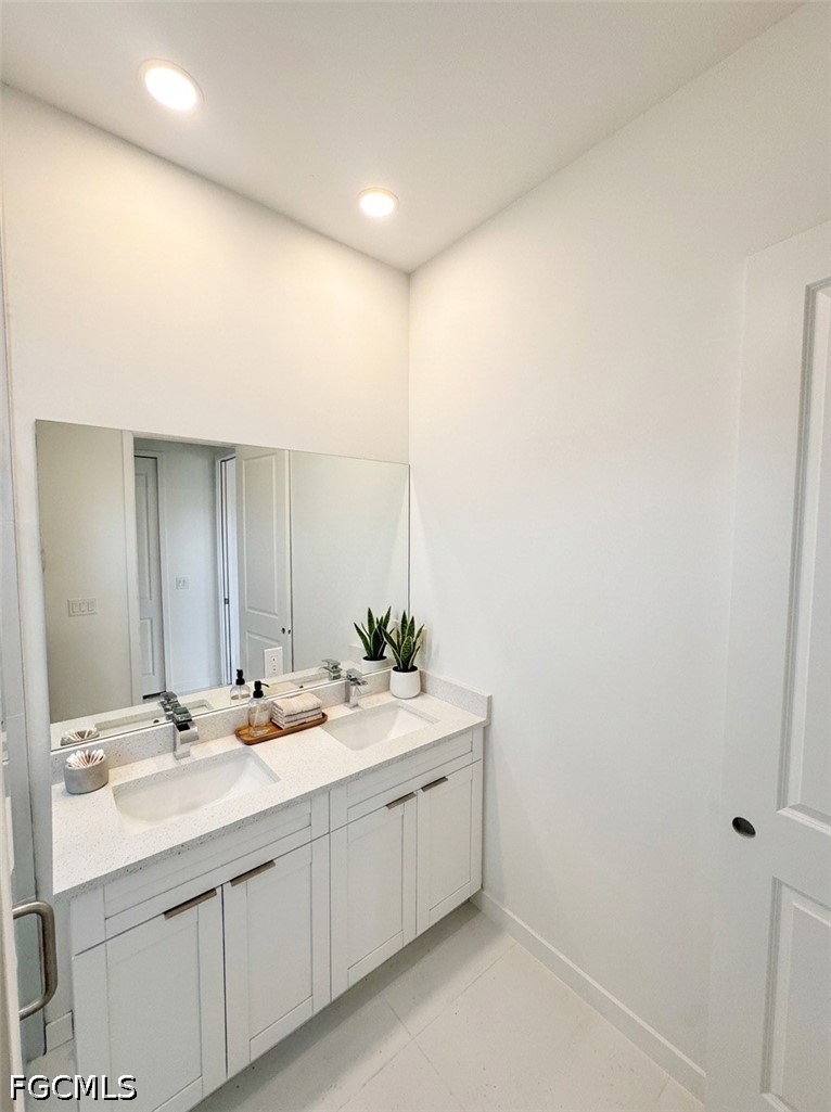4 Bed SingleFamilyResidence for Sale in Cape Coral, photo 41