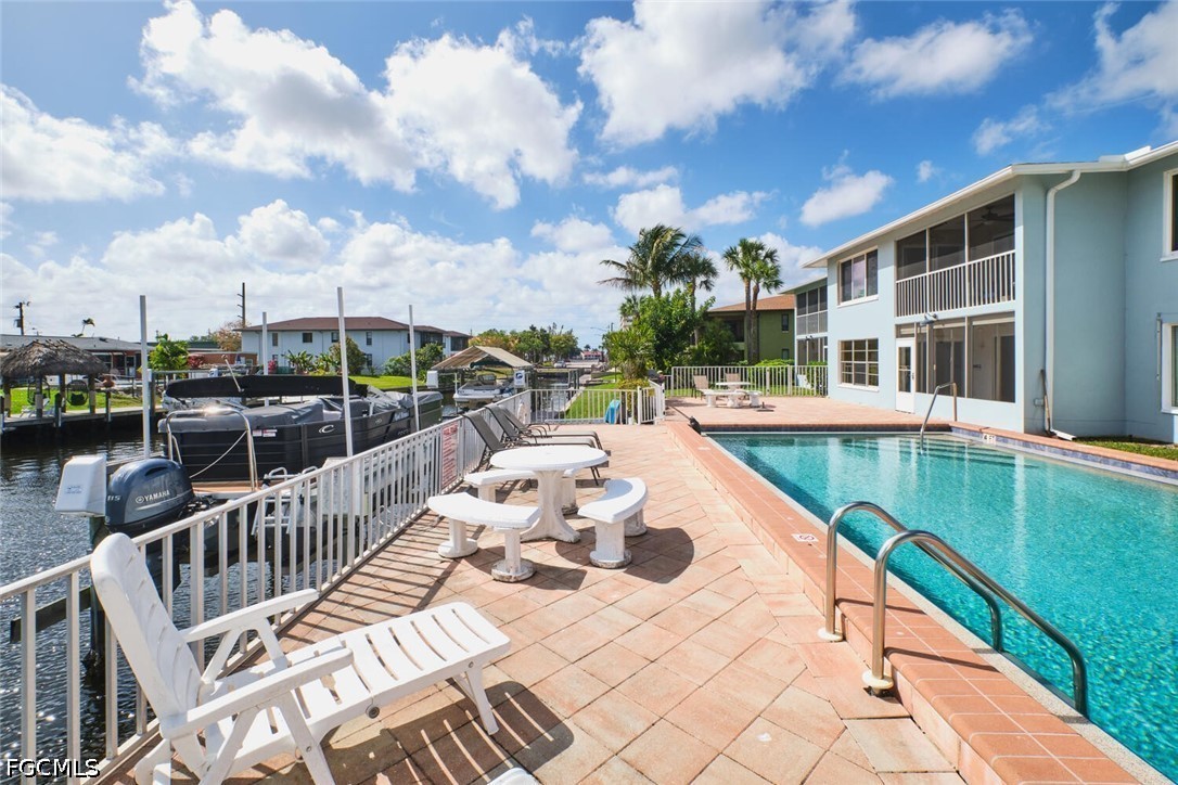 2 Bed Waterfront Home for Sale in Cape Coral, photo 41