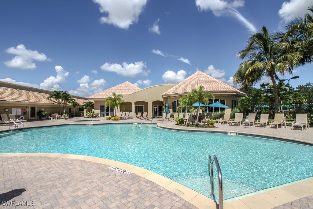 3 Bed Condominium for Sale in Cavendish Court, photo 42