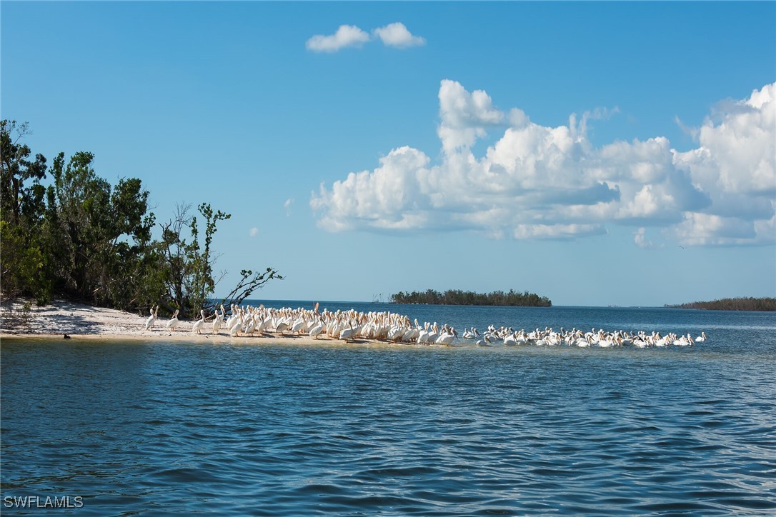 2 Bed Waterfront Home for Sale in Sunrise Cay, FL, $399,000 — photo 42
