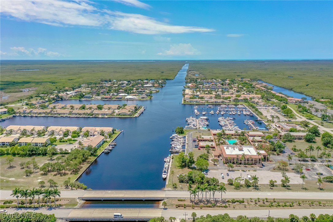 2 Bed Waterfront Home for Sale in Naples, FL, $350,000 — photo 42