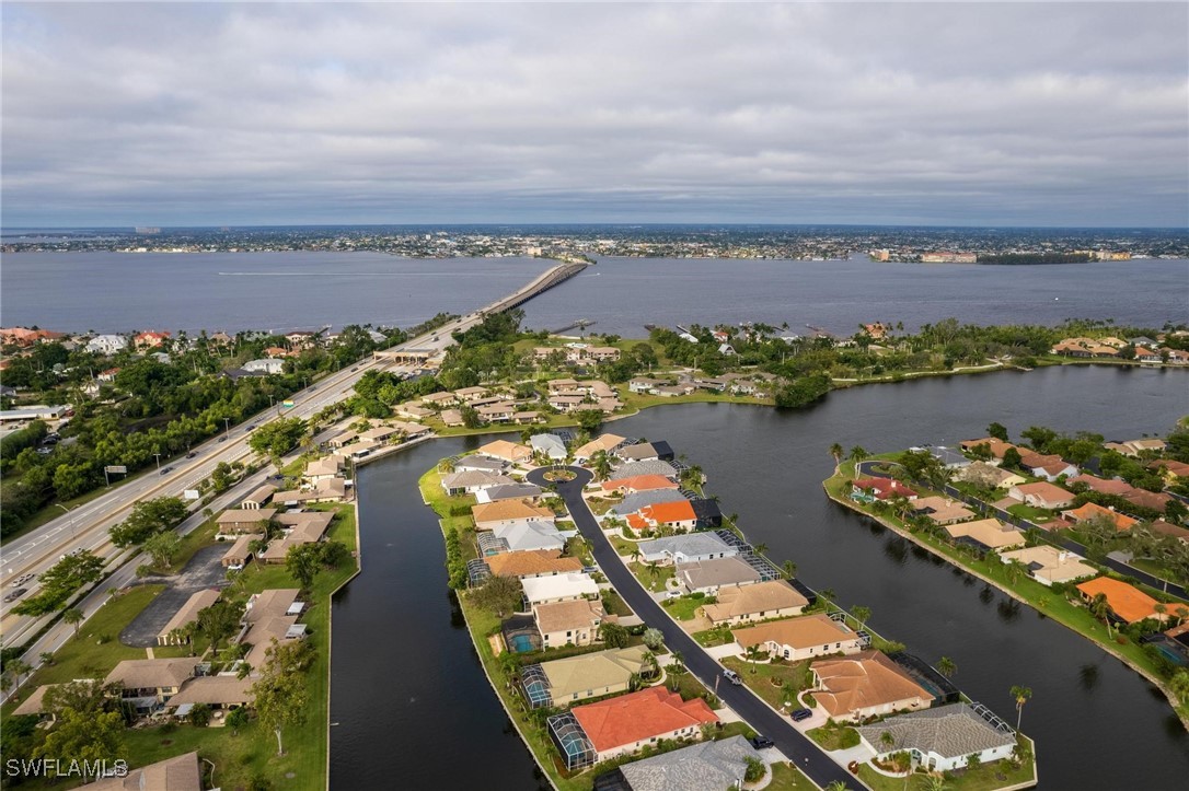 3 Bed Waterfront Home for Sale in Fort Myers, photo 42