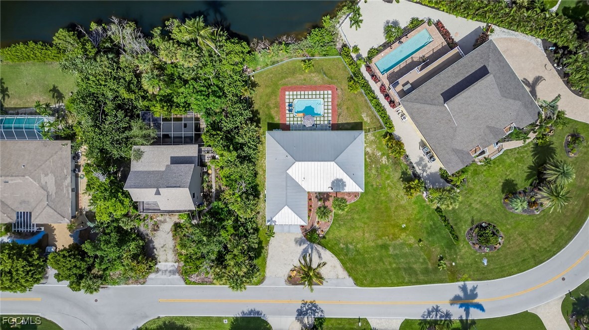 4 Bed Pool Home for Sale in Sanibel, FL, $675,000 — photo 42