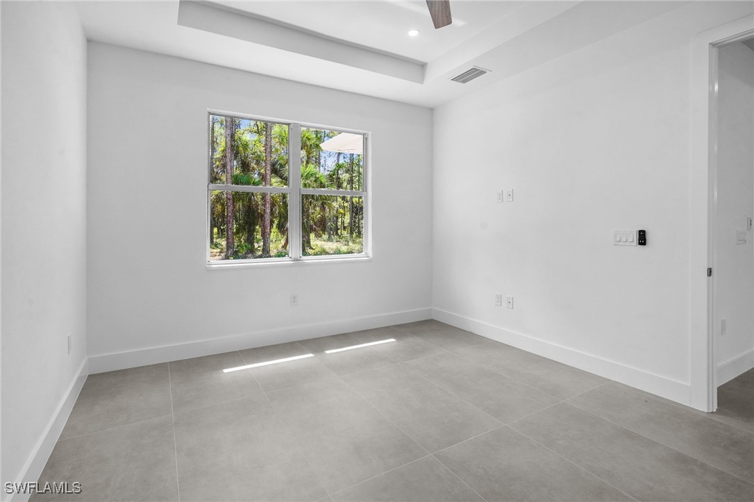 4 Bed SingleFamilyResidence for Sale in Naples, photo 42