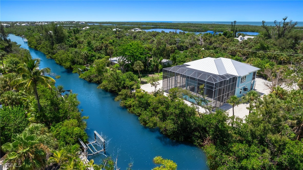 3 Bed Pool Home for Sale in Castaway Estates, photo 42