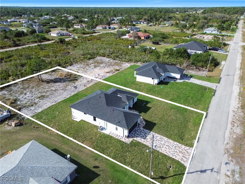 3 Bed SingleFamilyResidence for Sale in Lehigh Acres, photo 42