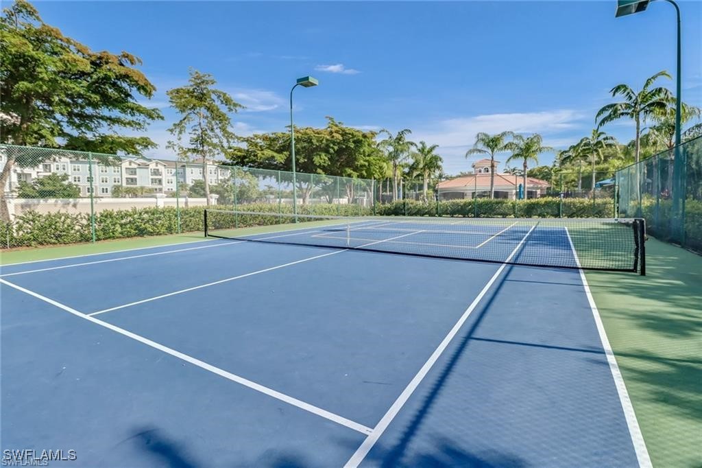 3 Bed Townhouse for Sale in Colonnade At Forum, FL, $299,000 — photo 42