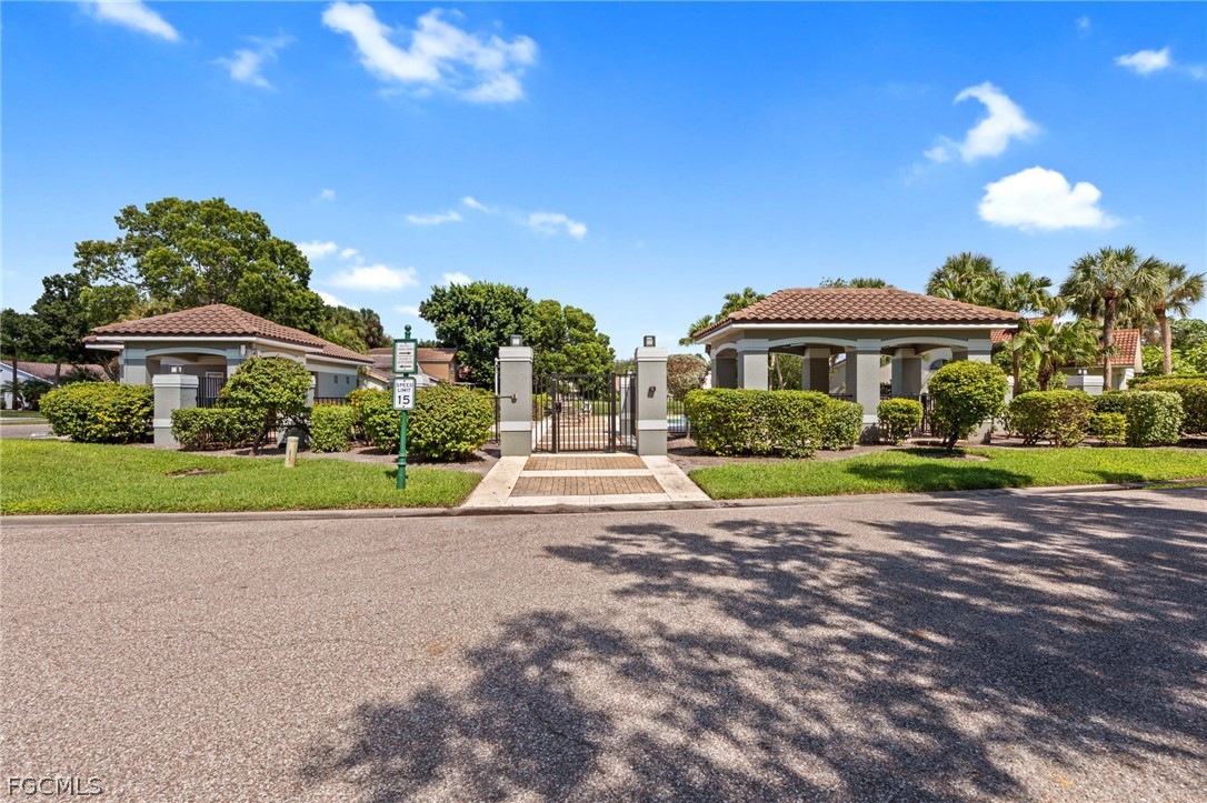 3 Bed SingleFamilyResidence for Sale in Eagle Pointe, photo 42