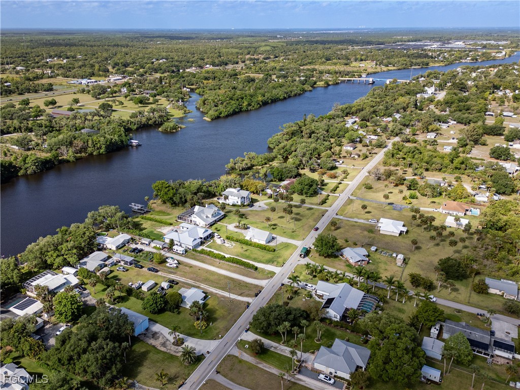 2 Bed Waterfront Home for Sale in Alva, FL, $300,000 — photo 42