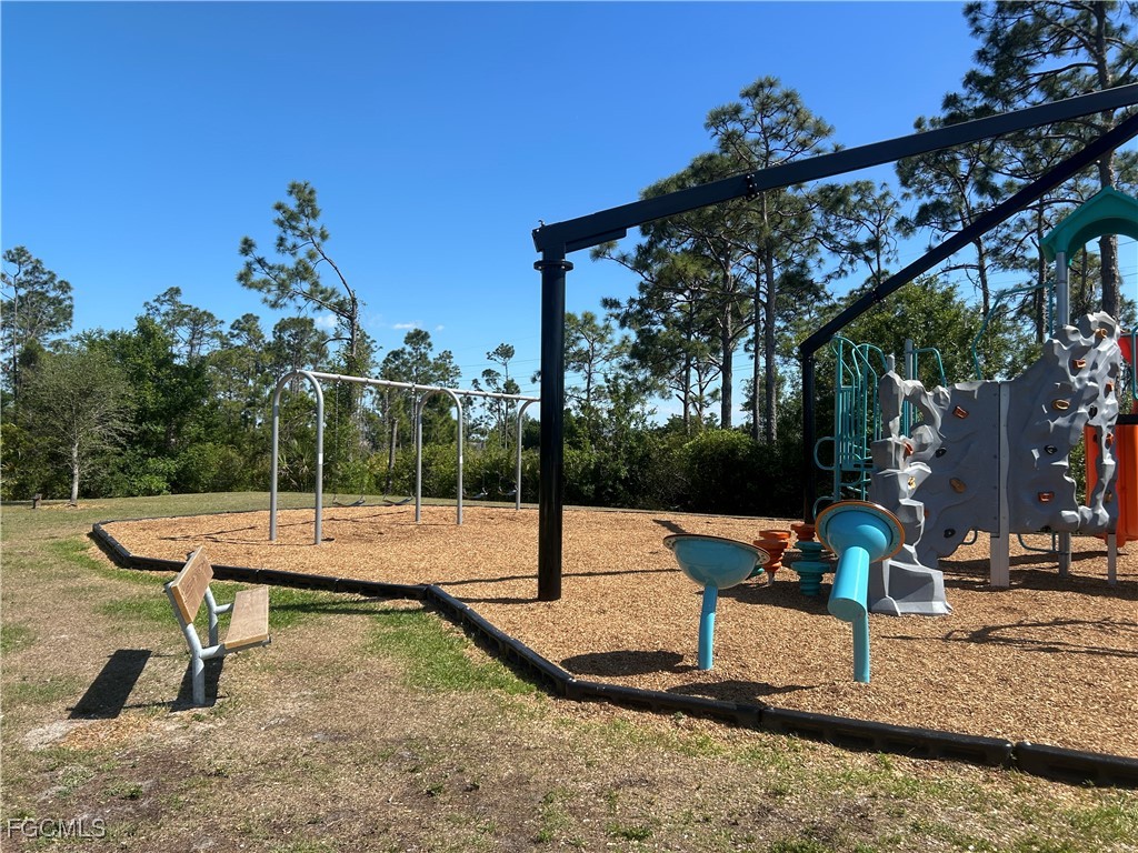 4 Bed SingleFamilyResidence for Sale in Deep Creek, FL — photo 42
