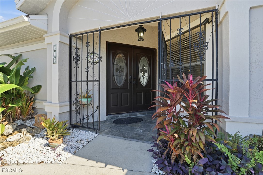 3 Bed Pool Home for Sale in Cape Coral, photo 42
