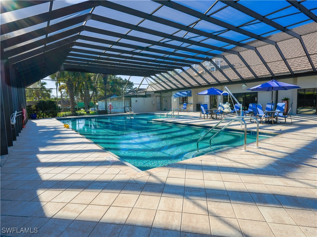 1 Bed Waterfront Home for Sale in Naples, photo 42