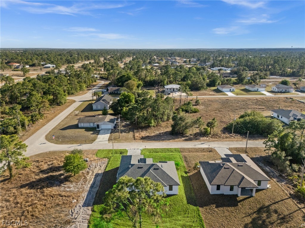 3 Bed SingleFamilyResidence for Sale in Lehigh Acres, photo 42